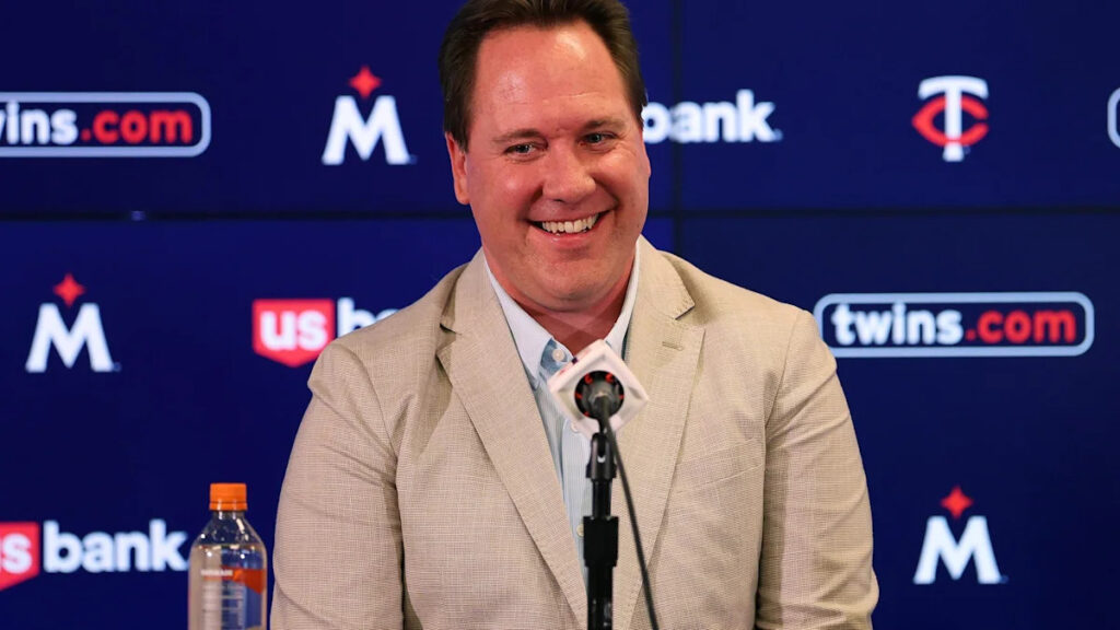 Mets add Derek Falvey to front office, promote Kris Gross Mets add Derek Falvey to front office, promote Kris Gross