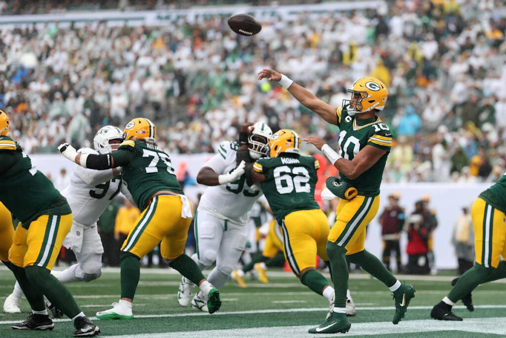 Packers Film Room: Dashing for a dagger Packers Film Room: Dashing for a dagger