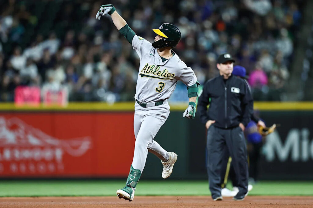A’s Beat Mariners 7-6