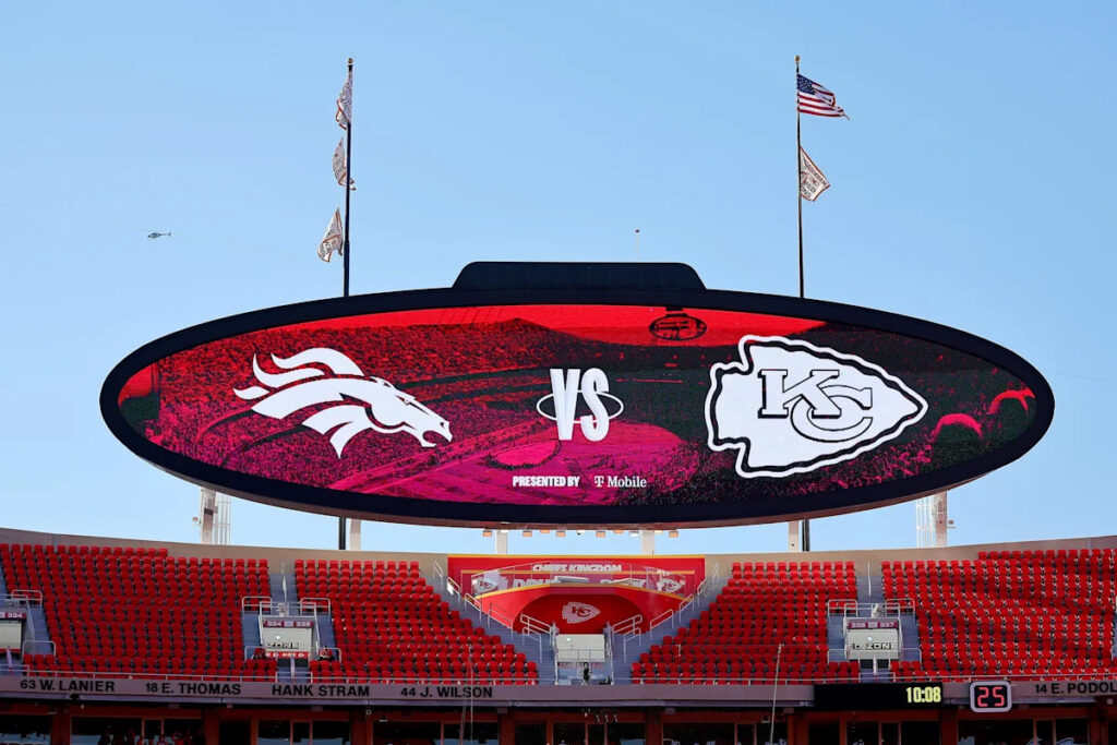 Denver Broncos at Kansas City Chiefs: Week 1 Live Discussion