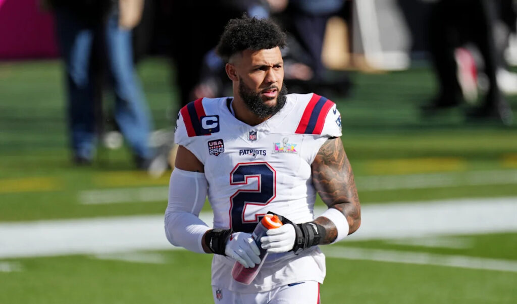 3-Point Stance: How the Patriots’ offseason approach left the defensive edge vulnerable