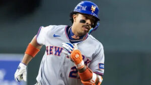 Mark Vientos returns to Mets lineup with home run to help seal win: ‘It felt great’