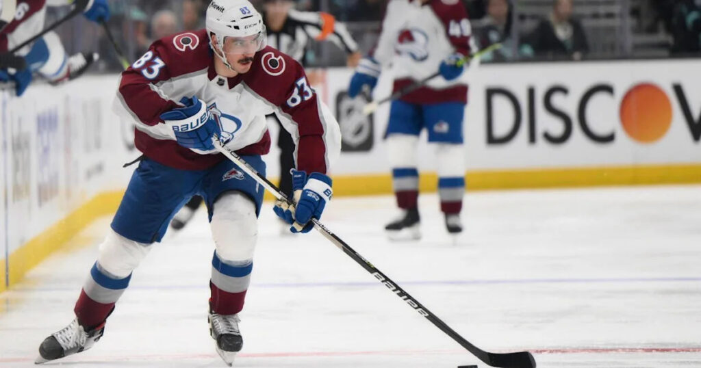 Popular Former Avalanche Forward Calls It A Career After 12 NHL Seasons