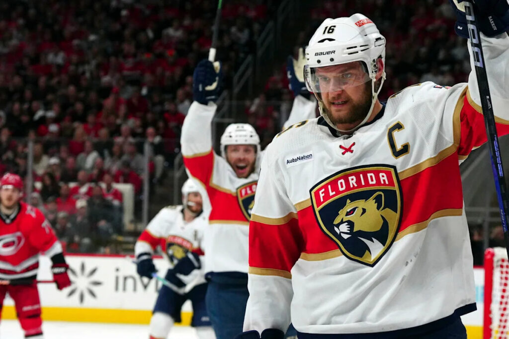 Florida Panthers Open Preseason Against Carolina Hurricanes With Veteran-Heavy Lineup Florida Panthers Open Preseason Against Carolina Hurricanes With Veteran-Heavy Lineup