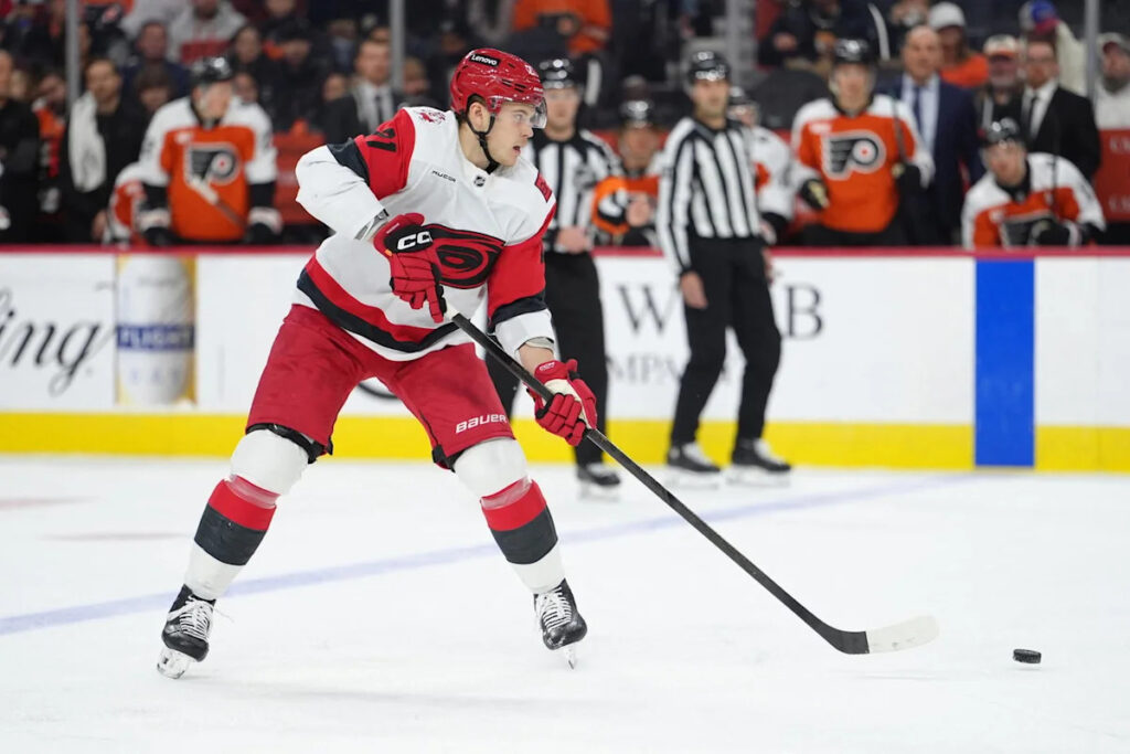 NHL Trade Rumors: Flyers Have Golden Opportunity to Pluck Unsigned Defender NHL Trade Rumors: Flyers Have Golden Opportunity to Pluck Unsigned Defender