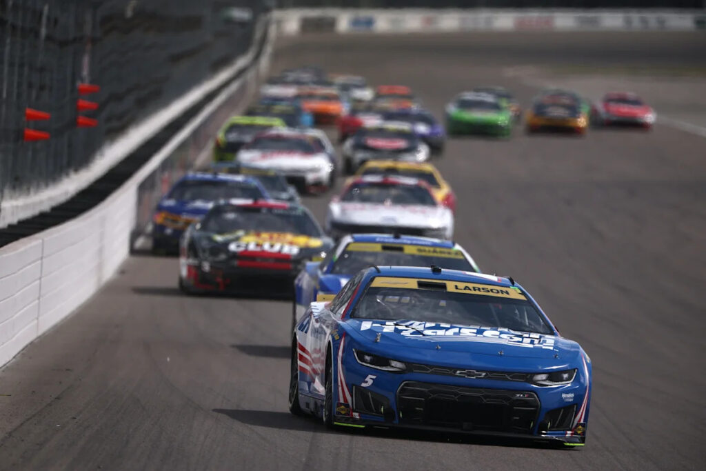 NASCAR Gateway winners, losers as Kyle Larson gets back in victory lane