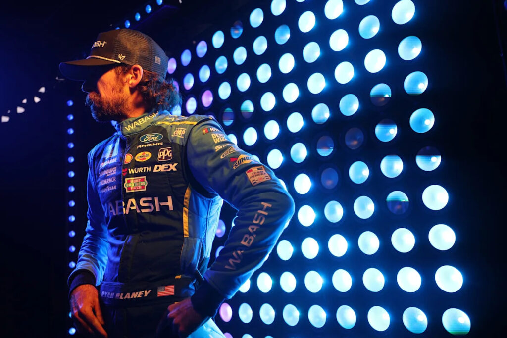 Ryan Blaney crashes after Carson Hocevar contact late in NASCAR Bristol night race