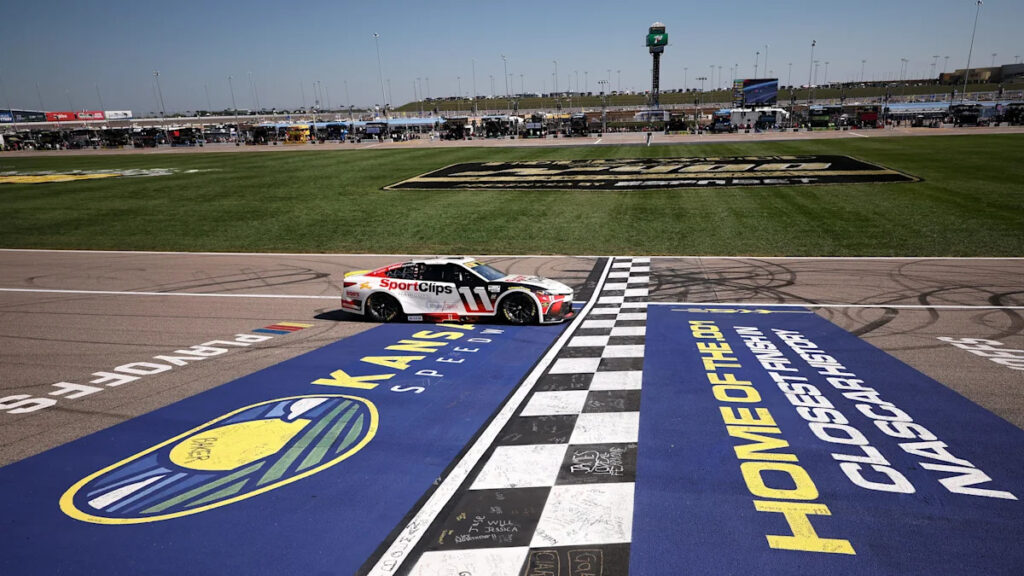 NASCAR Kansas full weekend track schedule, TV schedule for the Hollywood Casino 400, other races