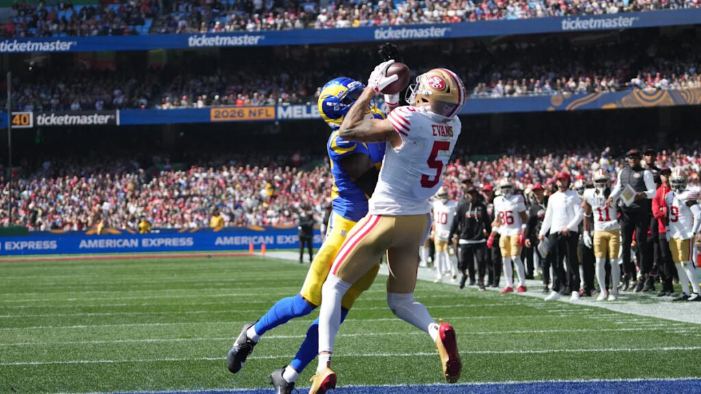 Jaylen Watson dislocated shoulder in Week 3