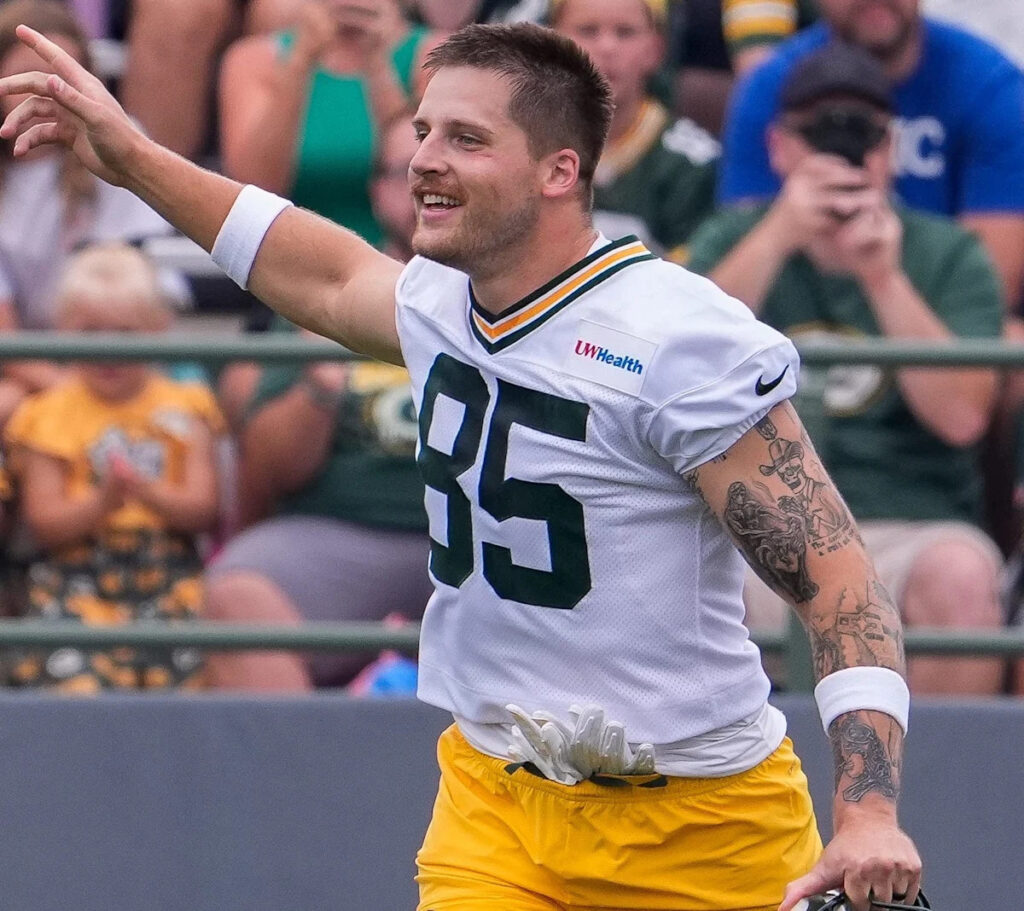 Packers tight end becomes highest paid in NFL with new contract